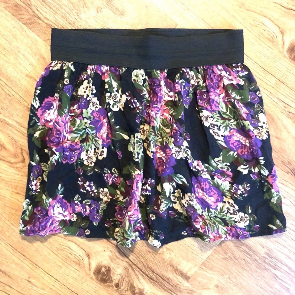 Woman’s BONGO Floral Mini Skirt